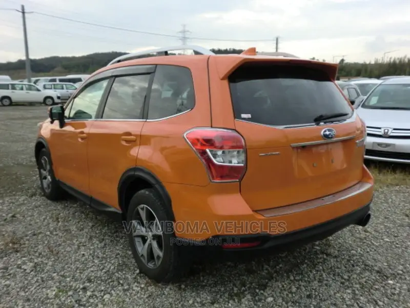 Subaru Forester 2015 Orange