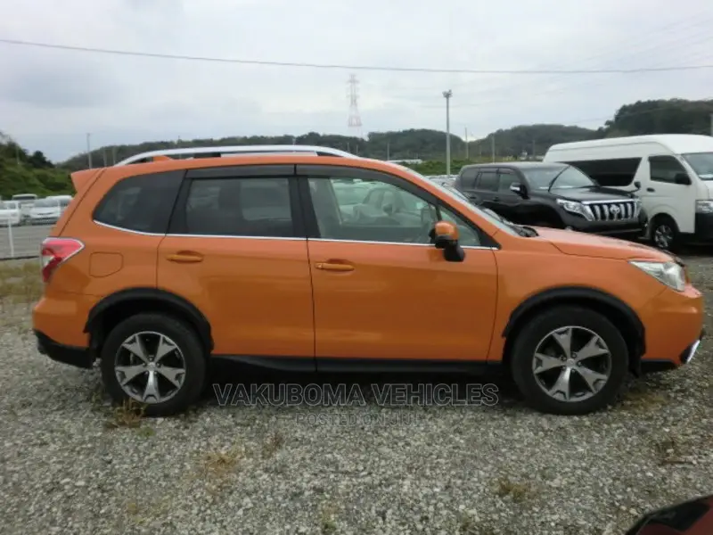 Subaru Forester 2015 Orange