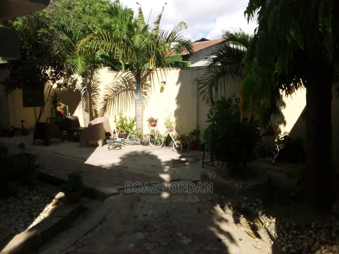 Furnished 6bdrm Apartment in Boaz Mwakyembe, Upanga East for Sale