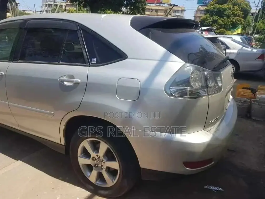 Toyota Harrier 2006 Silver