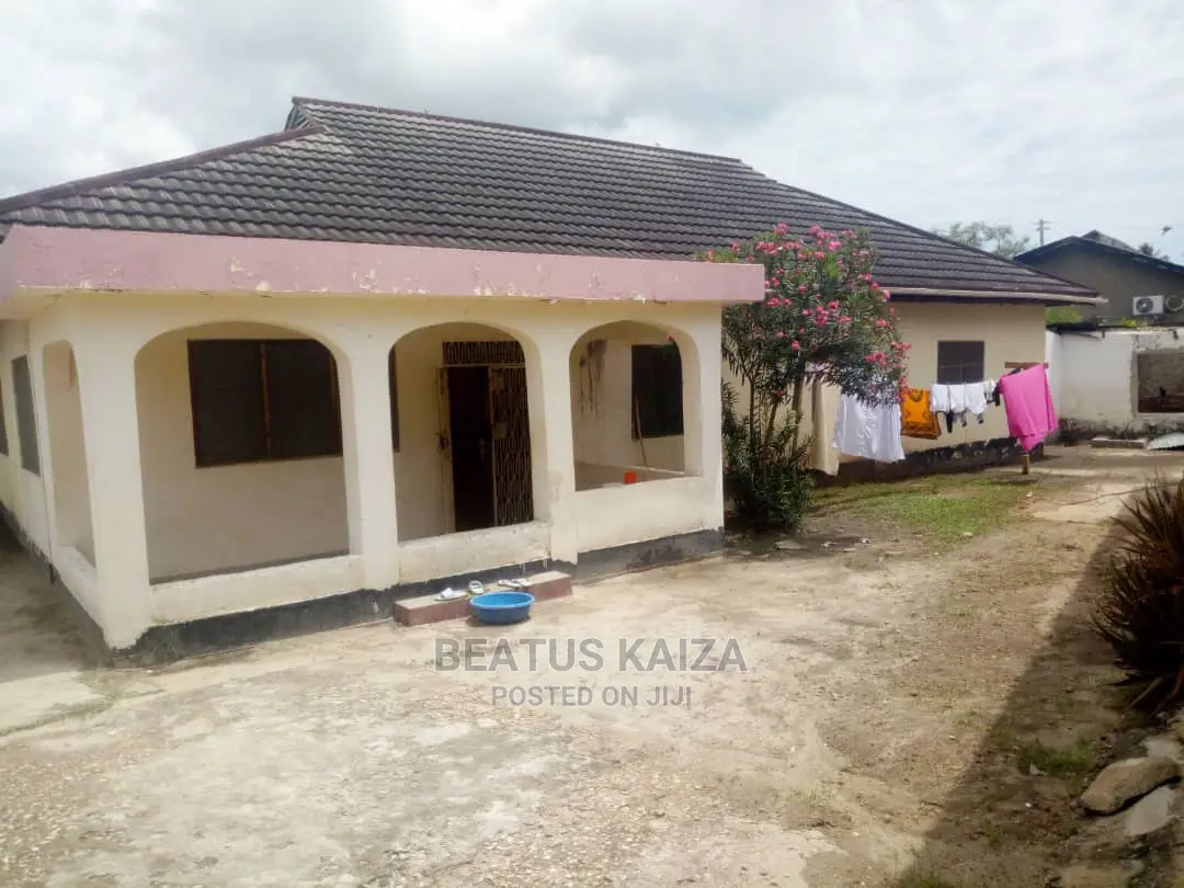 4bdrm House in Sinza Kwa Remy for sale