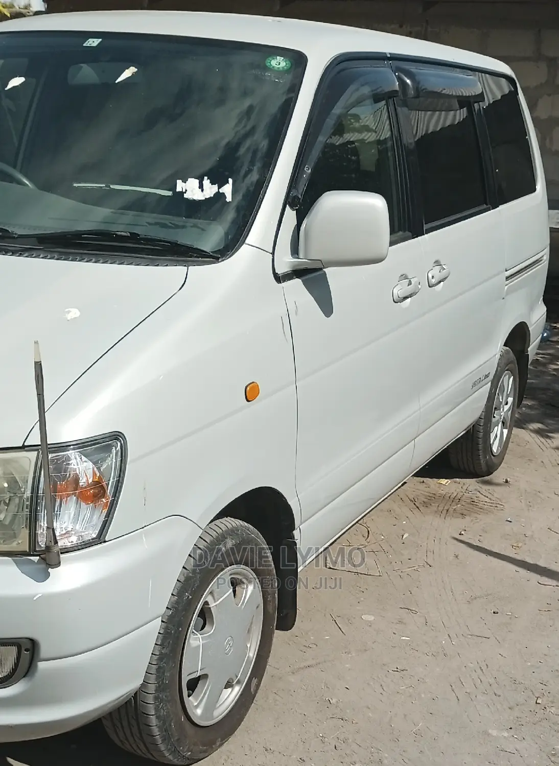 Toyota Lite-Ace 1997 Pearl