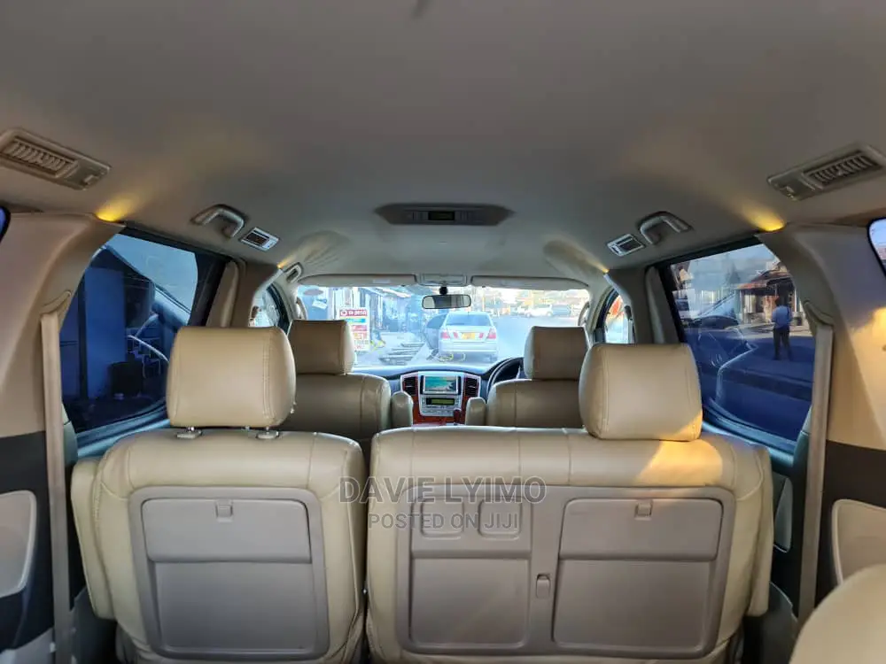 Toyota Alphard 2004 Black