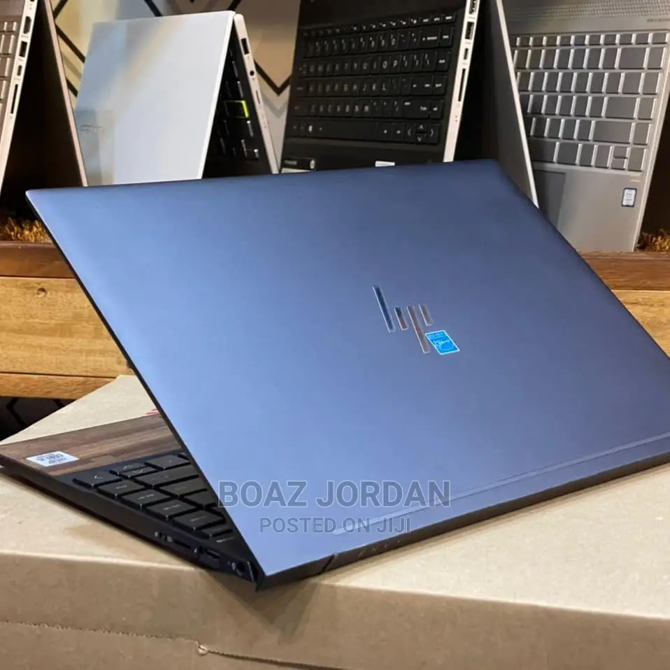 New Laptop HP Envy 13 8GB Intel Core I5 SSD 1T