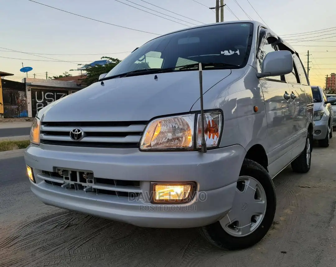 Toyota Lite-Ace 1997 Silver