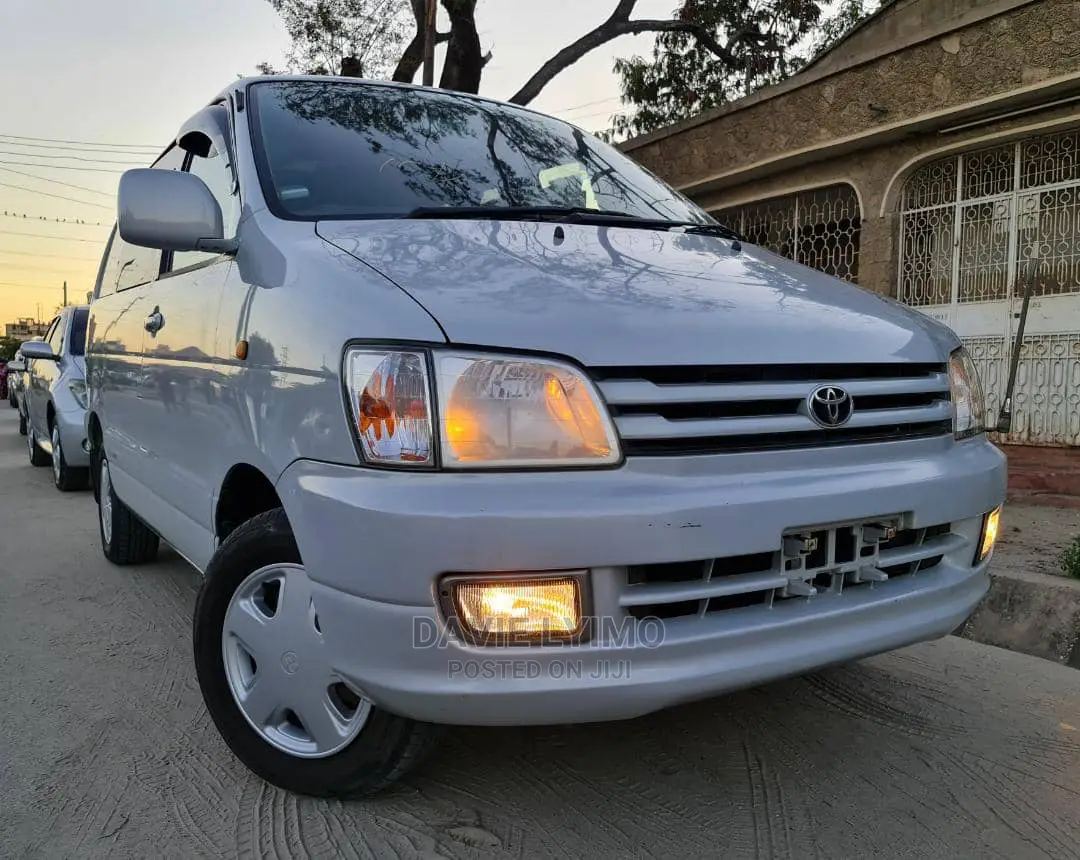 Toyota Lite-Ace 1997 Silver