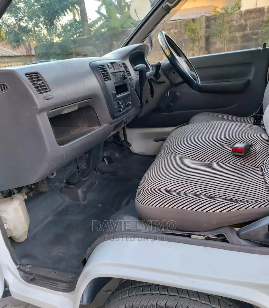 Toyota TownAce 2006 White