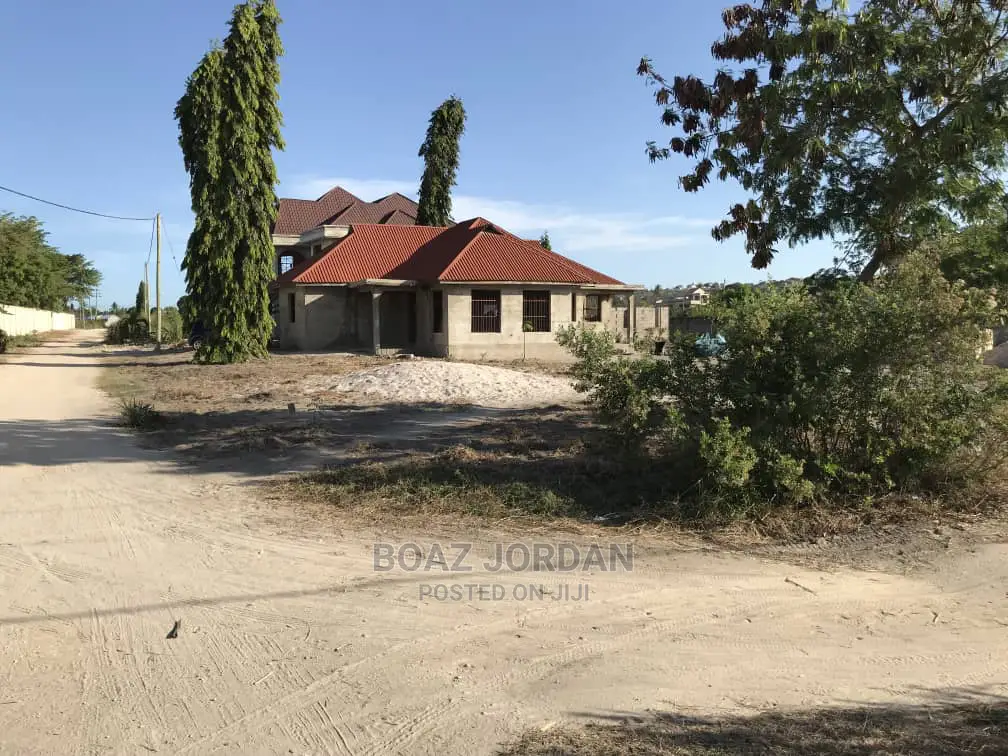 4bdrm Apartment in Boaz Mwakyembe, Goba for Sale