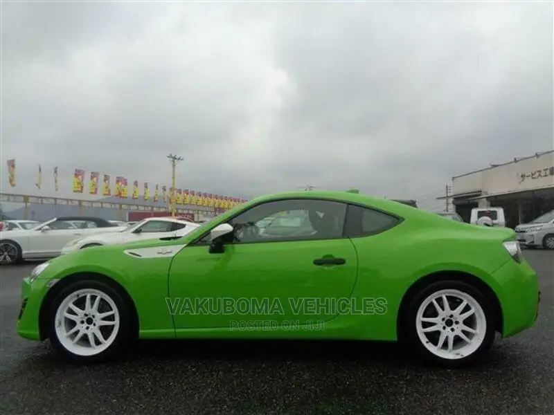 Toyota GT86 2015 Green