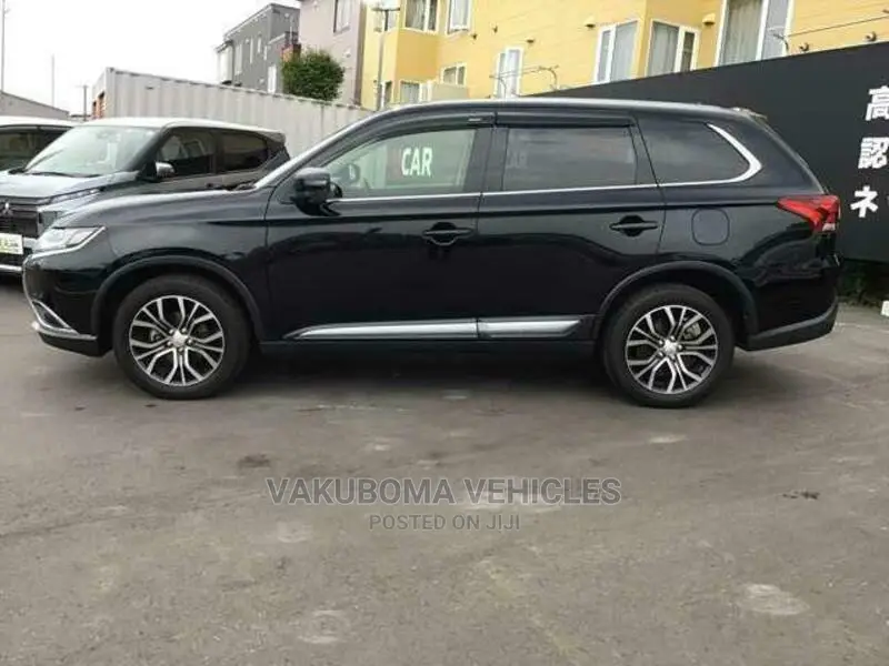 Mitsubishi Outlander 2015 Black