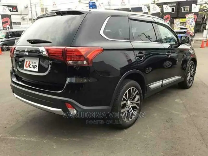 Mitsubishi Outlander 2015 Black