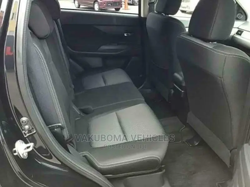 Mitsubishi Outlander 2015 Black