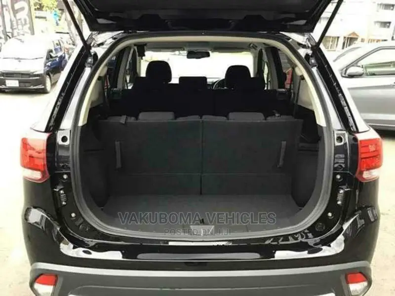 Mitsubishi Outlander 2015 Black
