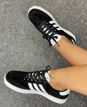 Lady's Shoes Adidas