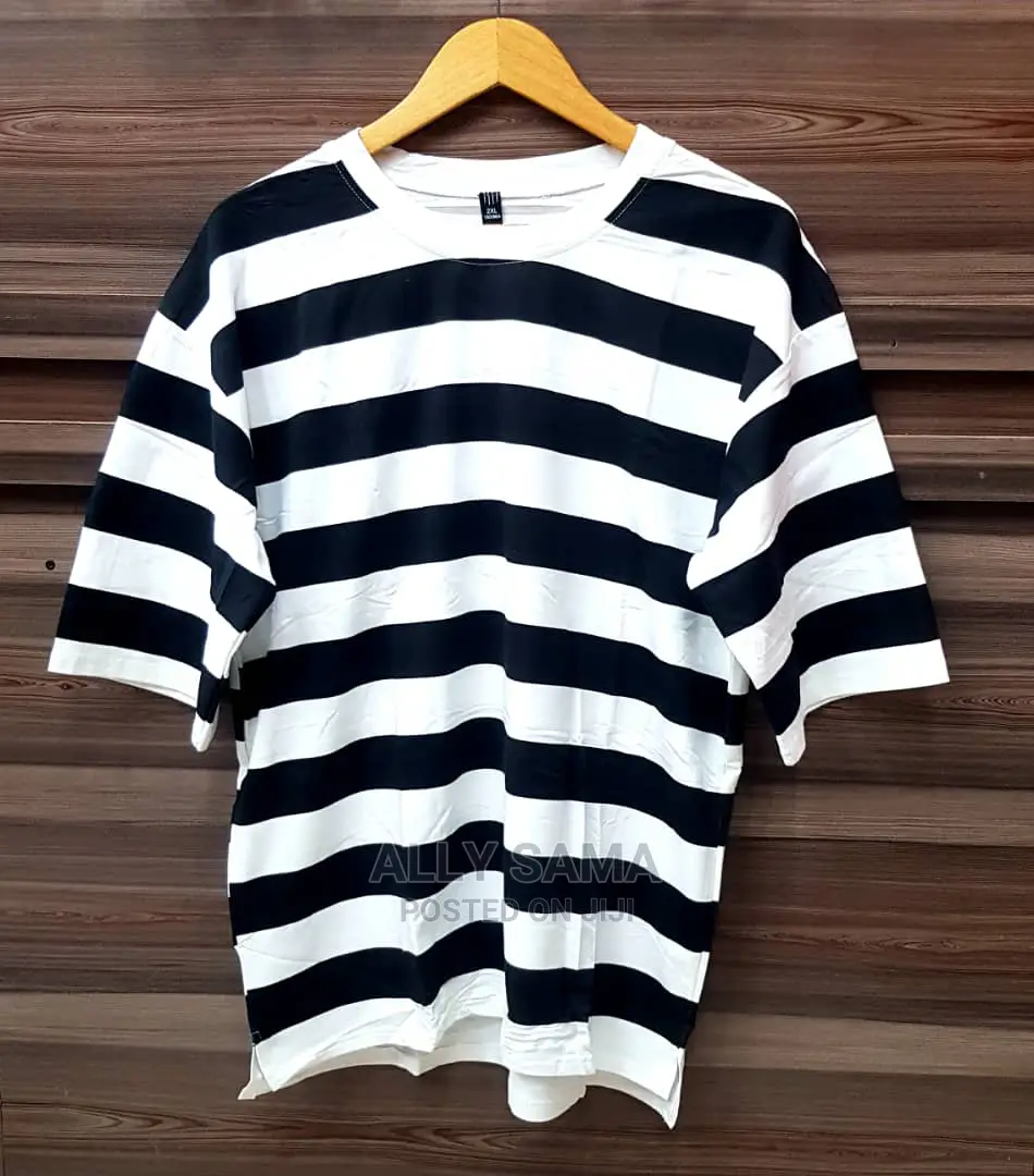 Men's Tshirt Black White