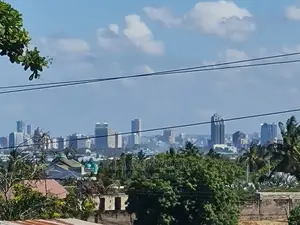 Hiki Kinauzwa Sqm 1400 Masana Upande Wa Juu