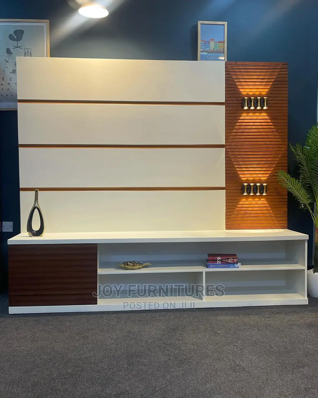 TV Stands (Class)