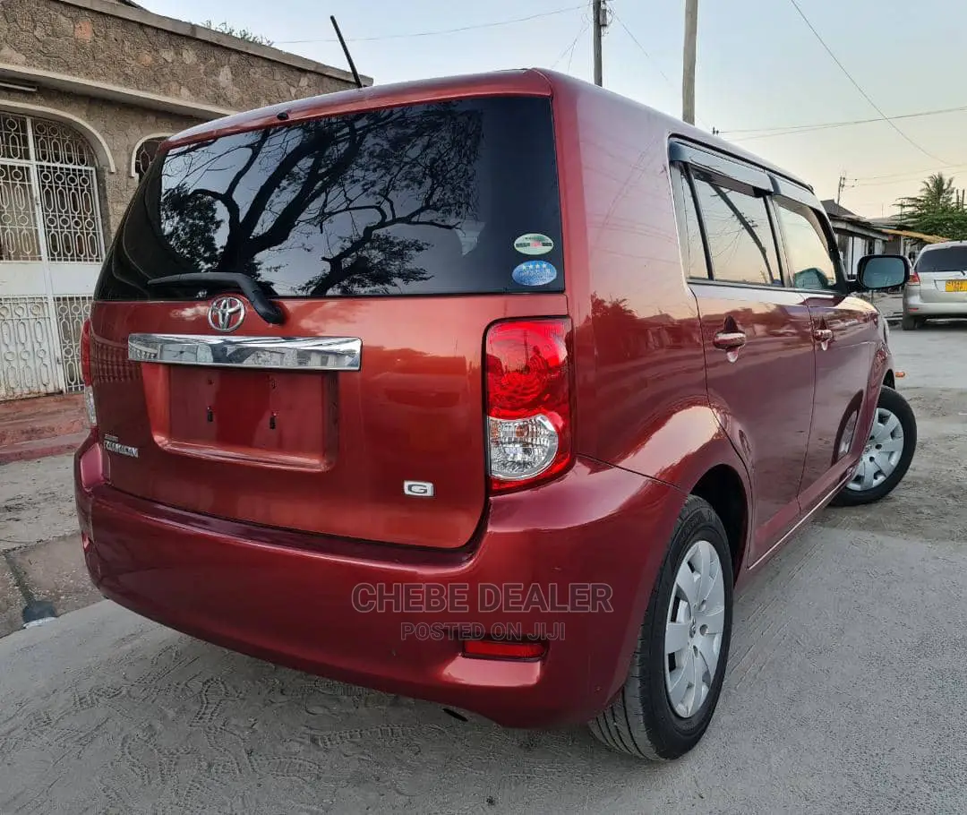 Toyota Corolla Rumion 2008 Hatchback 1.5 FWD Red