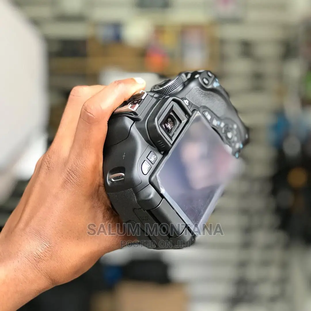 Canon 600D With Lens 18_55mm