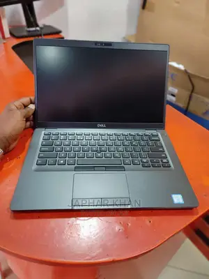 Laptop Dell Latitude E5300 16GB Intel Core I7 SSD 1T