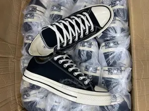Converse Black White