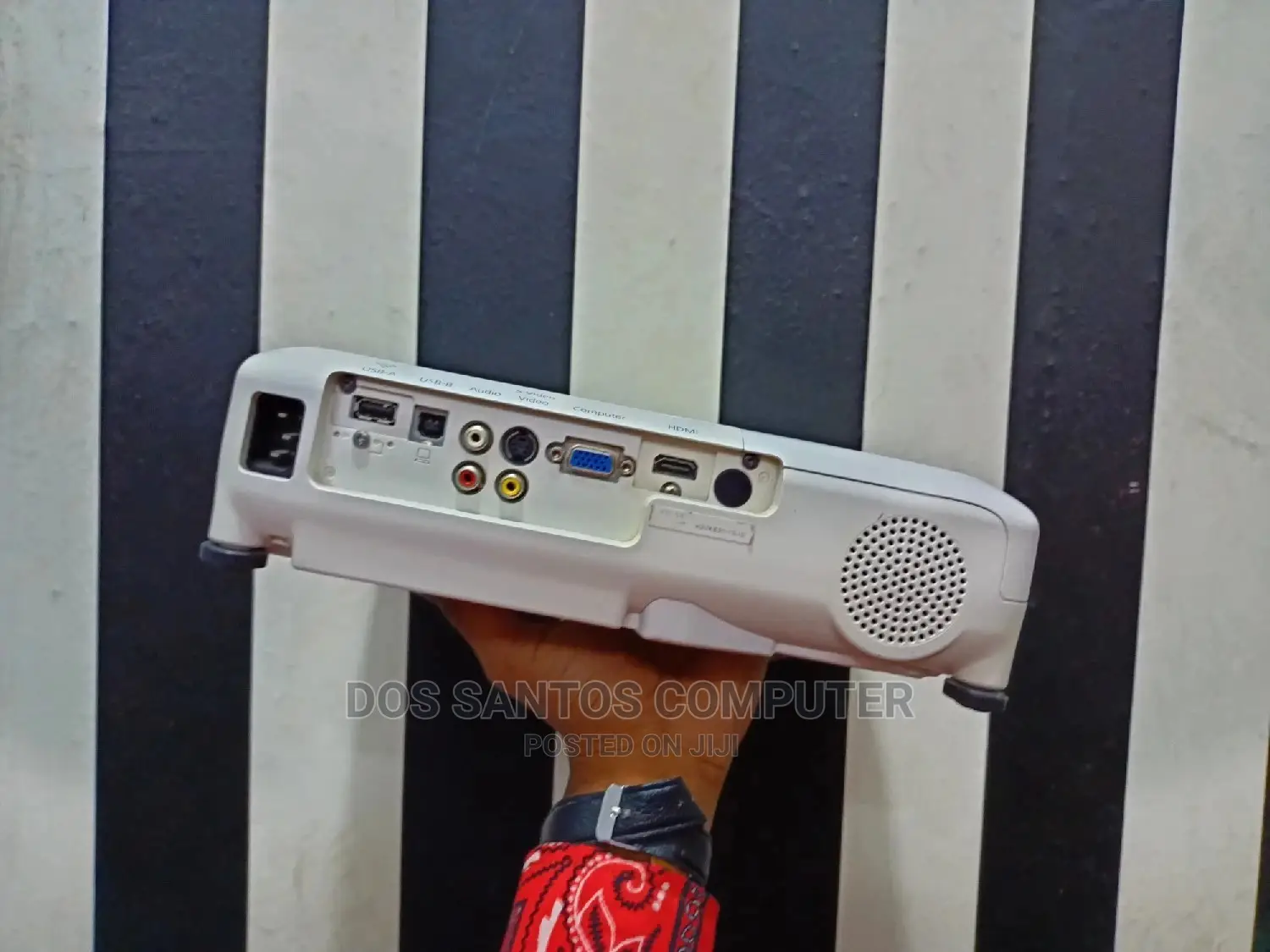 EPSON Eb-S31 Full HD Inches 350