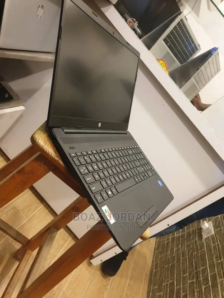 New Laptop HP 15 4GB Intel HDD 500GB