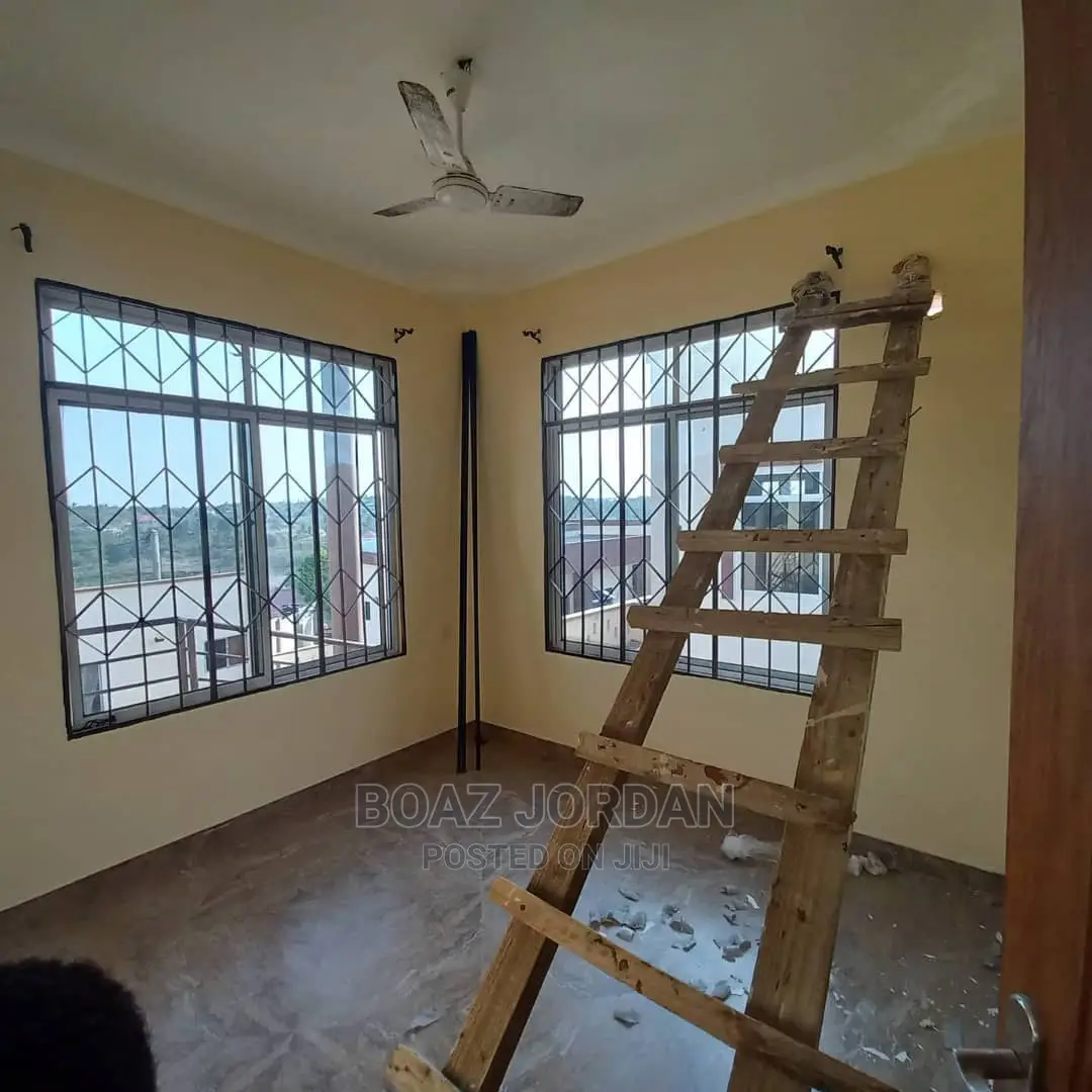 Furnished 3bdrm Bedsitter in Boaz Mwakyembe, Kawe for Rent