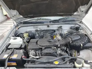 Toyota Hilux 2004 Beige