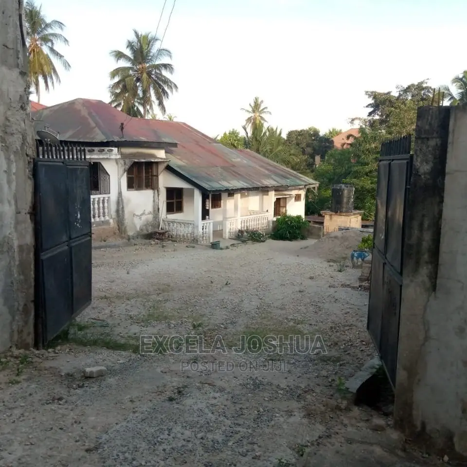 4bdrm House in , Kimara for sale