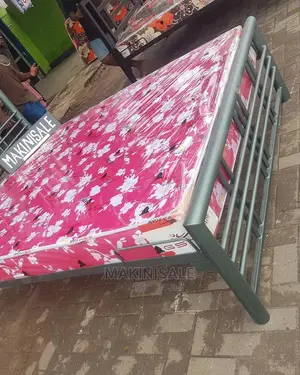 Kitanda Simple Chuma Imara Sana