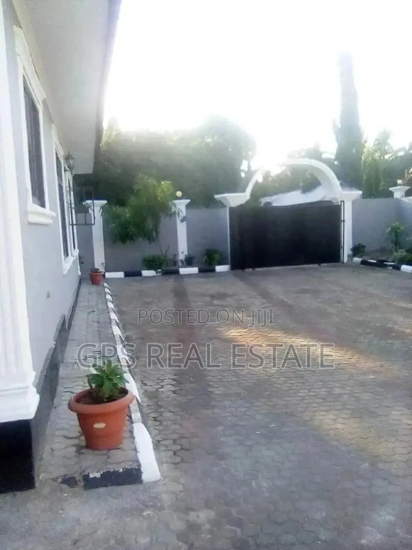3bdrm House in Mansa Mansa, Kinondoni for Sale