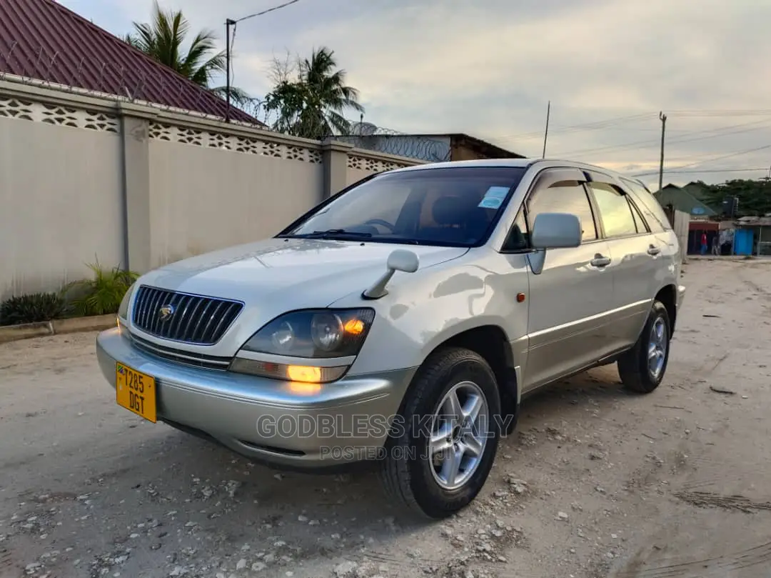 Toyota Harrier 1999 Silver