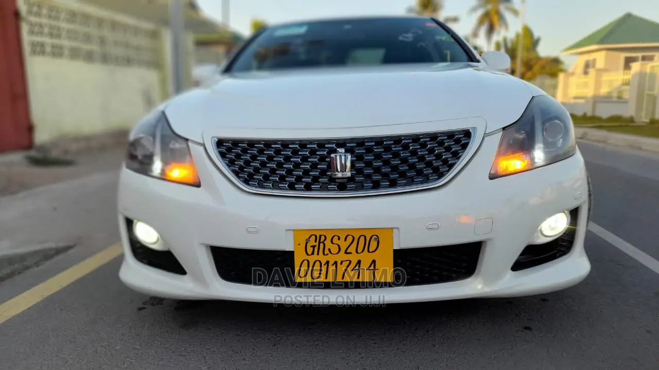 Toyota Crown 2008 Pearl