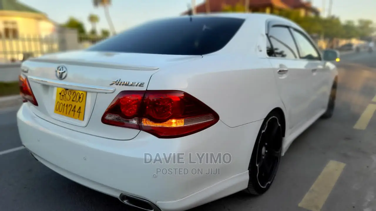 Toyota Crown 2008 Pearl