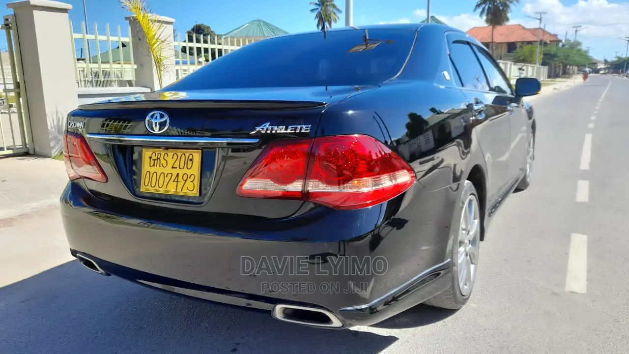 Toyota Crown 2008 Black