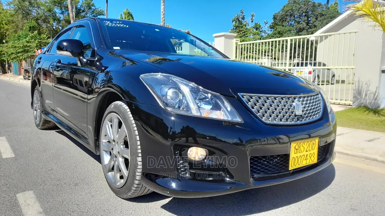 Toyota Crown 2008 Black