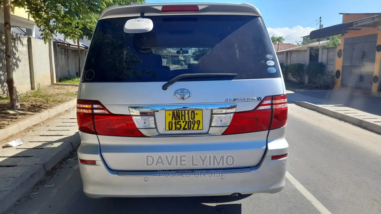 Toyota Alphard 2006 Silver
