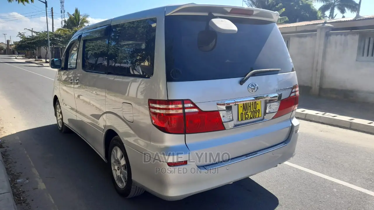 Toyota Alphard 2006 Silver