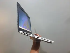 Laptop HP EliteBook 820 G2 6GB Intel Core I5 HDD 500GB
