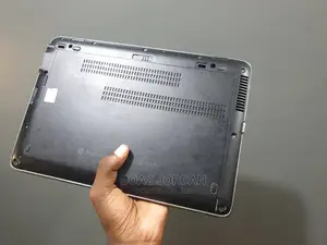 Laptop HP EliteBook 820 G2 6GB Intel Core I5 HDD 500GB