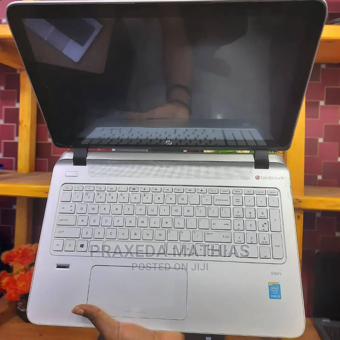 Laptop HP Envy 15 12GB Intel Core I7 HDD 500GB