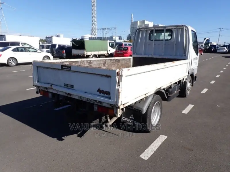 Canter Cargo Truck