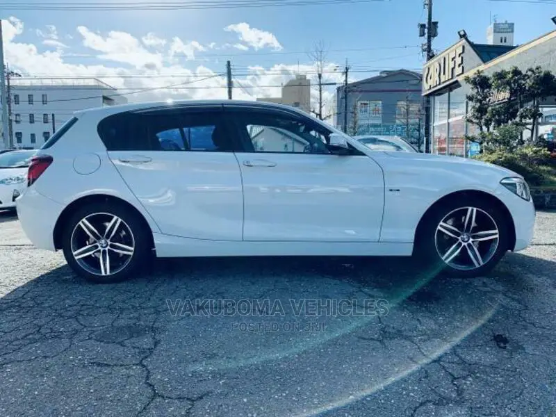 BMW 120i 2014 Pearl