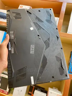 New Laptop 16GB Intel Core I7 SSHD (Hybrid) 512GB