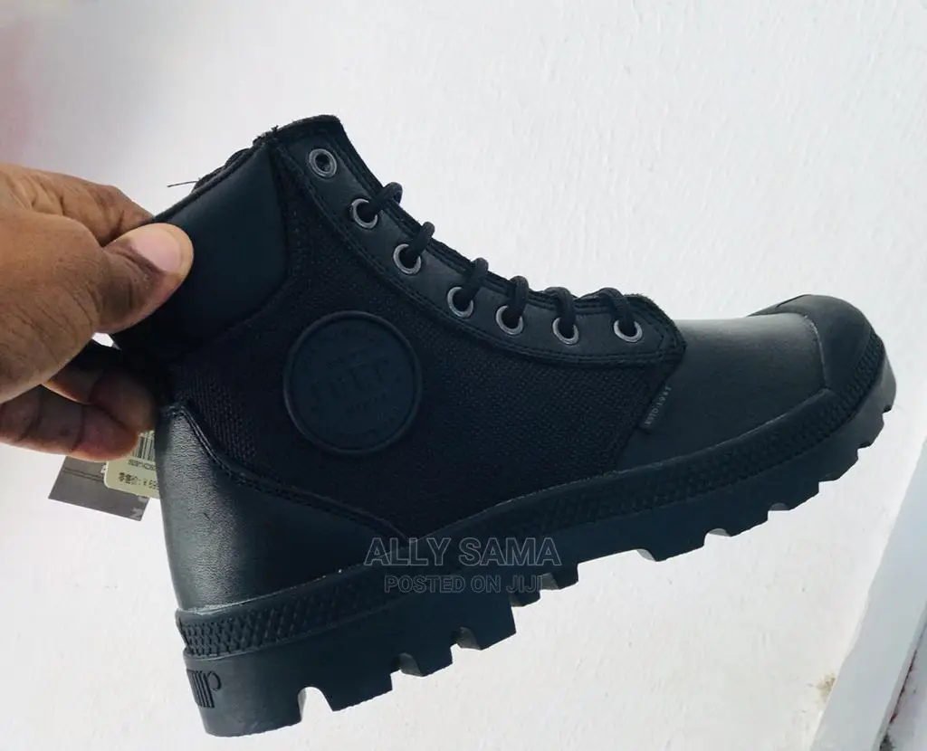 Palladium Jeep Black