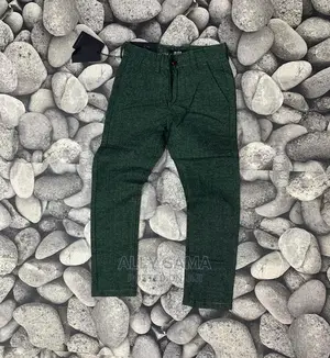 Staff Jeans