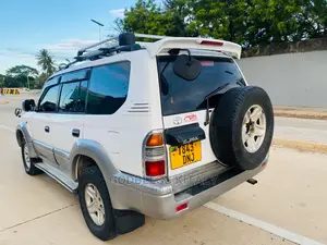 Toyota Land Cruiser 1997 90 Silver