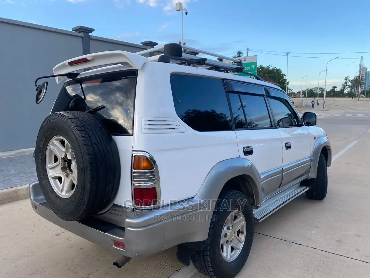 Toyota Land Cruiser 1997 90 Silver