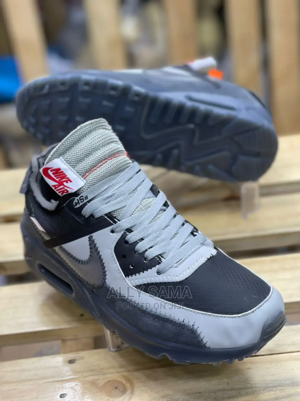 Nike Black Gray